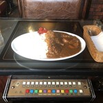 Akai Yakata Erupia - カツカレー・普通（1,780円）