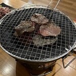 Sumibiyakiniku Rojiura - 