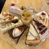 TAK CAFE - 料理写真:この中から好きなケーキを選べます！