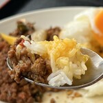 アジアンダイニングダリマ - ガパオと玉子ご飯