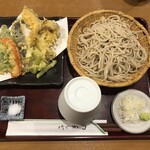 源介庵 - 野菜天せいろの全容