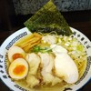 HINOTORI - 塩鶏中華そば850円。半熟煮卵はラーメンウォーカーのクーポンです(23年ver.は今月末が期限なので笑)