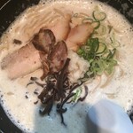 Chikugo Gawa Ramen Shokudou Goito - 外観から予想だにできない まさかの泡系⁉︎