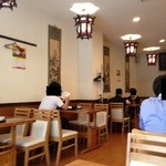 Ryuushouken - 201310　龍祥軒　店内⇒