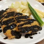 キッチン ブルー グローブ - 反対側から、ポールスター黒ソースもタップリ！