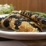 キッチン ブルー グローブ - 豚ヒレ肉　ミラノ風カツレツは３枚、切れていません