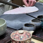 鮨旬美西川 - 白身の準備