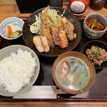 定食 美松 - メヒカリとヤサイフライ
