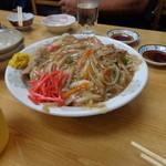 丸大ホール - かた焼きそば \600 (2013'10.15)