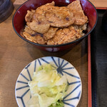 炭焼豚丼 空海 - 