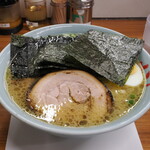 家系ラーメン 近藤家 - 塩ラーメン 中 のり増し