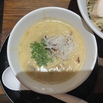 らぁ麺 芳山 - 濃厚鶏白湯つけそば(醤油) 950円 (つけ汁)