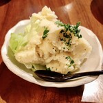 バロンズグリルアンドエルディーケー　バロン - ポテトサラダ（¥418）（税込）