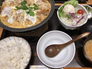 Wakou - ロースかつ鍋御飯