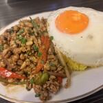 アジアンダイニング ダリマ - ガパオライス