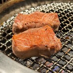 焼肉 犇 - 極上 犇厚切りタン