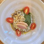 218945494 - 自家製バジルとくるみの冷やかけ蕎麦