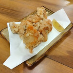Nihonno Teppen Kani Kurabu Wakkanai Gyokou Chokusou - 北海道産鶏使用　宗谷の塩ザンギ　770円