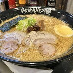 らあめん花月嵐 - 料理写真:嵐げんこつらぁめん