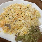 FOOD BOX - ライス。今回は仕上げにスパイス（黒い粒）