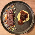 Seminare 輕井澤 - 左が北海道根室市産蝦夷鹿ロースの薪焼