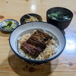 京 - うな丼定食