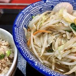 蓮の花 - 毛呂山桂木ゆず塩タンメン全部のせセット鶏丼