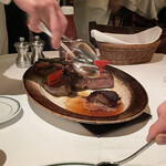 ウルフギャング・ステーキハウス 丸の内店 - 