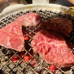 炭火焼肉ホルモン まるは - サガリ焼き