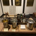 早苗饗 - 食後はロビーにセルフのバーがオープン