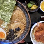 Yugawaya - 背脂醤油ラーメン中脂Aセットミニソースカツ丼
