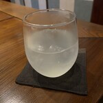 早苗饗 - まずは「柚子スカッシュ」からスタート