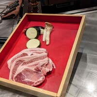 鉄板焼 しろや 銀座亭 - 米沢豚のステーキ