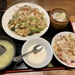 鉄板中華 青山シャンウェイ - 