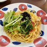 鎌倉パスタ - 帆立と梅肉和風ソース