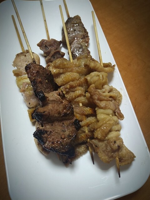 炭火やきとり みかん 本八戸｜青森県八戸市の焼き鳥居酒屋