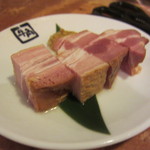 Gyukaku Aomori Ten - 厚切り炙りベーコン