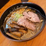 札幌飛燕 那覇店 - 我流札幌塩らーめん