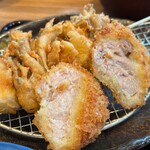 Tonkatsu Hirayoshi - ヒレカツ＆マイタケのからあげ＆盛りそばセット（ご飯付き）1400円