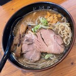 札幌飛燕 那覇店 - 我流札幌塩らーめん