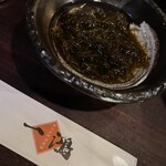 一鴻 - つきだし　もずくは味がしなかったらしい笑　タレのかけ忘れ？