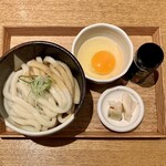 ヱbiyadaishokudou - 伊勢うどん ¥600 ＋ 生卵 ¥50