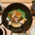 ヱbiyadaishokudou - 雲丹と鮑海宝丼 ¥3,530