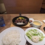 神田の肉バル RUMP CAP - 