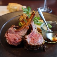 ワカヌイ グリル ダイニング バー 東京 - 