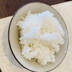 とんかつ 久 - 魚沼産コシヒカリ使用、味覚的にも視覚的にも完璧なご飯♫