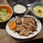 Nikuichiba Dragon Meat - ホルモンランチ