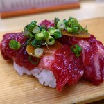 いなせ寿司 - 生くじら（脂須の子）