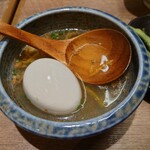 Udon Sakaba Usagiya - おでん　半熟卵