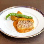 京都山科 ホテル山楽 - メインの真鯛のポワレ